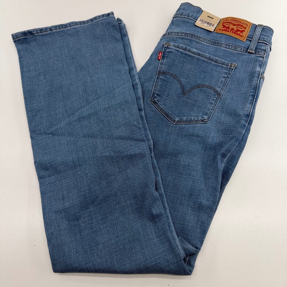 Levis 315 Shaping Bootcut Jeans Medium Wash Stellar Stretch 31x32 NEW